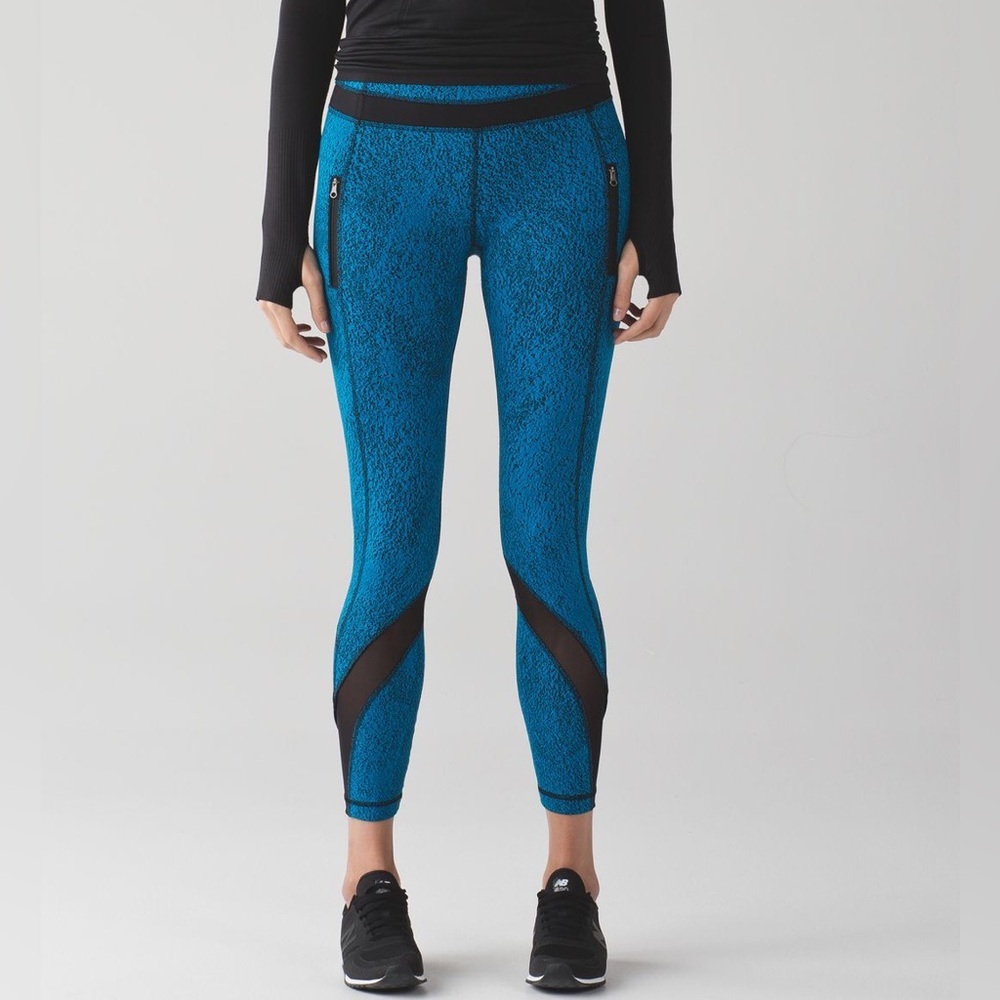 Lululemon Inspire Tight II Power Luxtreme Spray Jacquard Blue Leggings Size 6